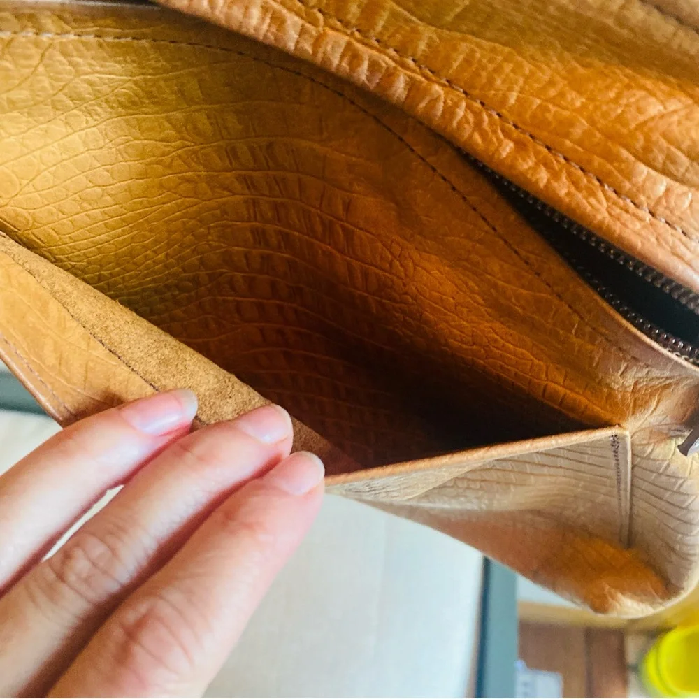 THOMAS LEATHERS New Angle Bag Brown Leather Crossbody - Picture 5 of 7